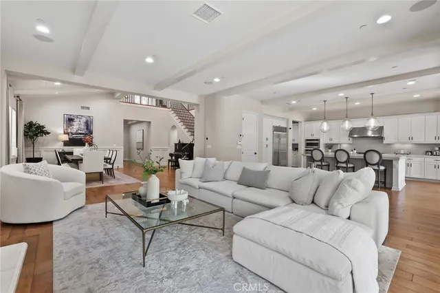 $4,080,000 | 10 Shadybend, Irvine, CA 92602