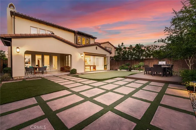 $4,080,000 | 10 Shadybend, Irvine, CA 92602