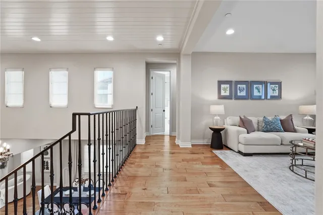 $4,080,000 | 10 Shadybend, Irvine, CA 92602