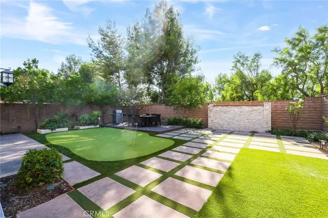 $4,080,000 | 10 Shadybend, Irvine, CA 92602