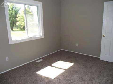 12279 Coldwater Road Flushing, MI 48433 - Photo 27 of 31 20421281-26.JPG