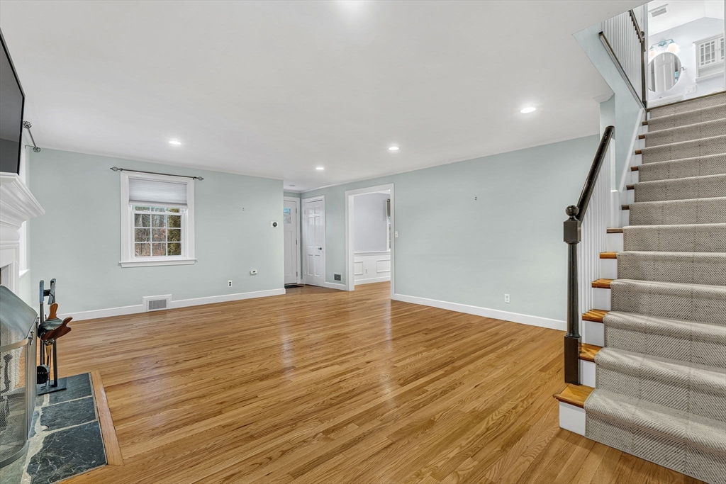 30 Brookside Road Needham, MA 02492 - Photo 12 of 29