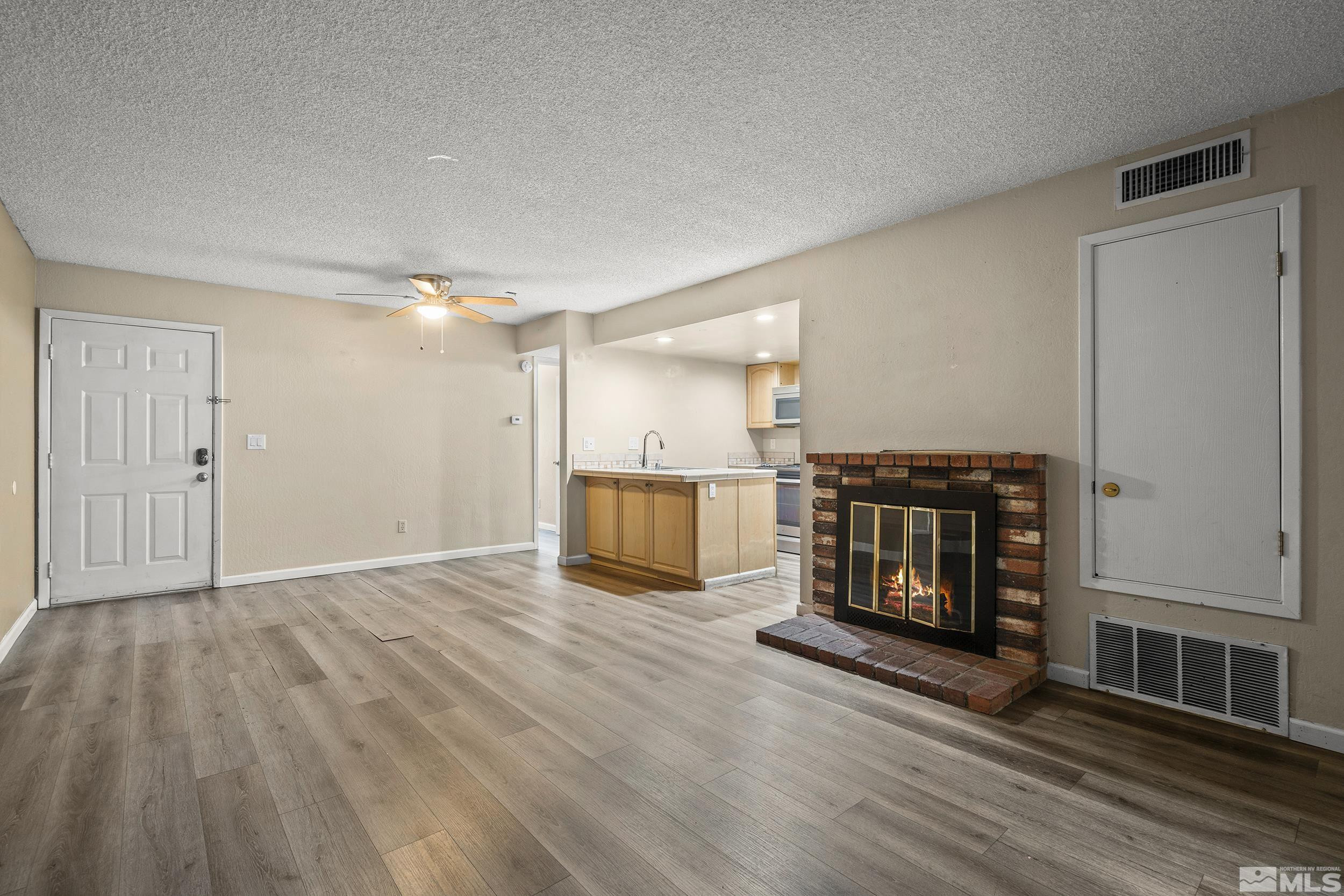 4941 Reggie Road Reno, NV 89502 - Photo 4 of 22 Photo 4