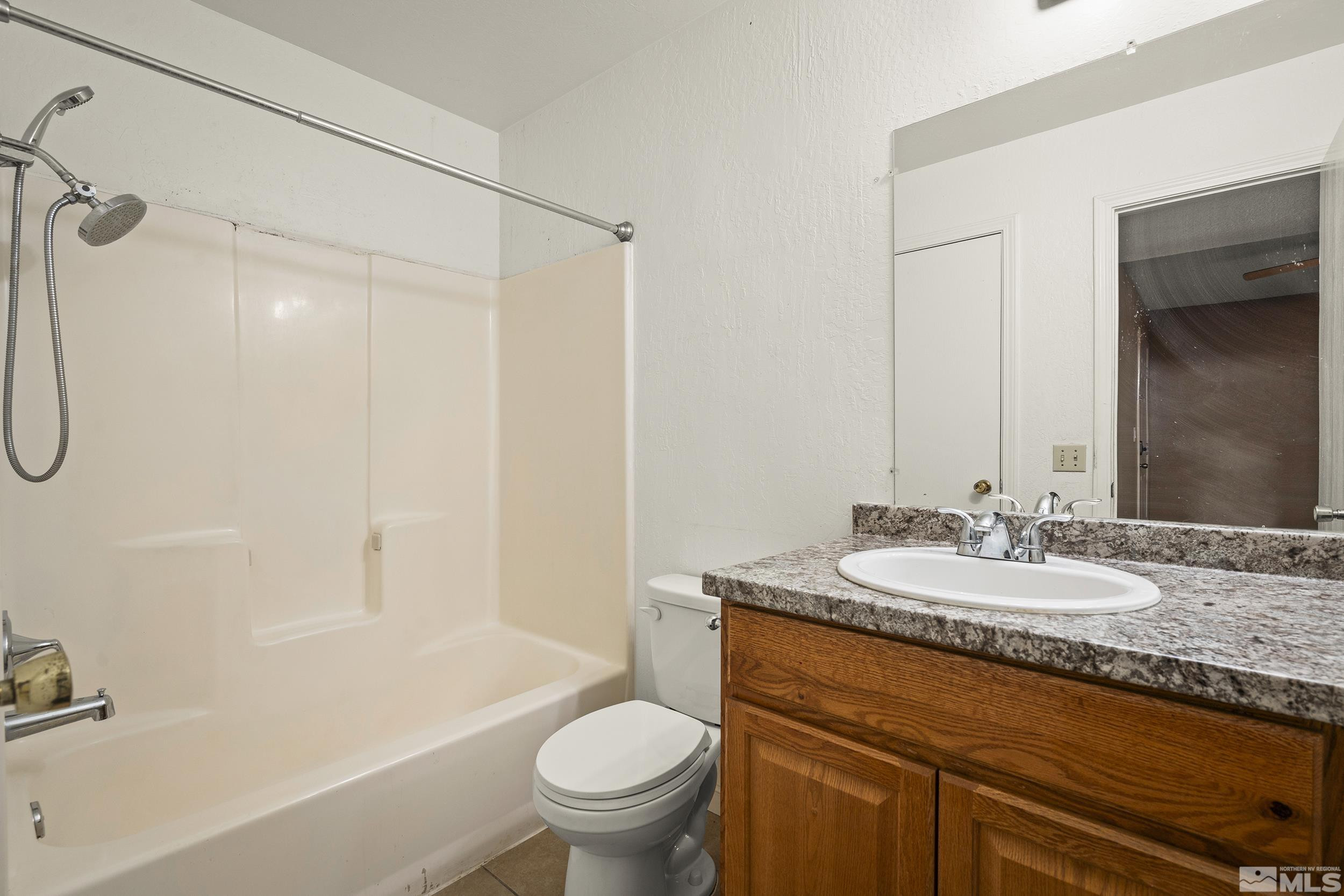 4941 Reggie Road Reno, NV 89502 - Photo 9 of 22 Photo 9