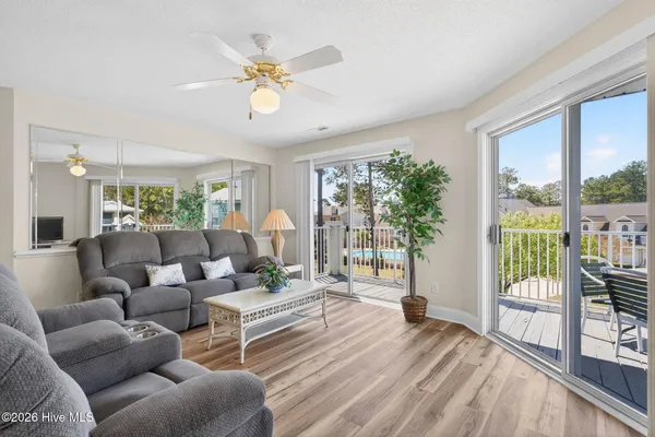 $195,000 | 330 South Middleton Drive Northwest, Unit 1209, Calabash, NC 28467