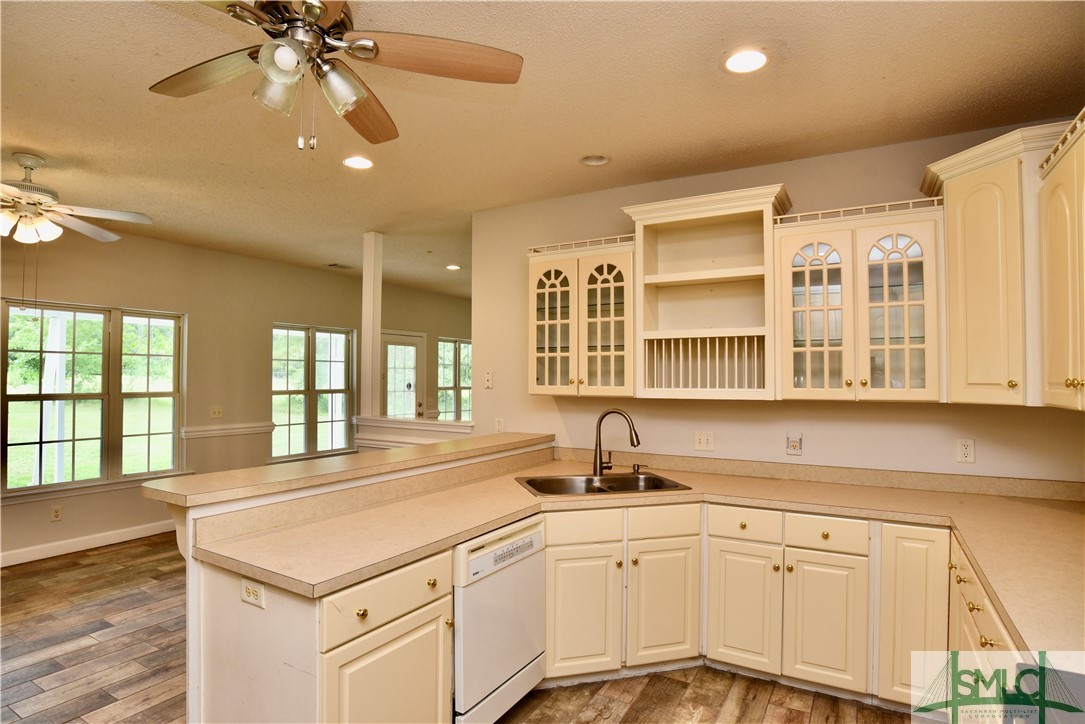 1271 Old Olive Branch Road Ellabell, GA 31308 - Photo 8 of 41