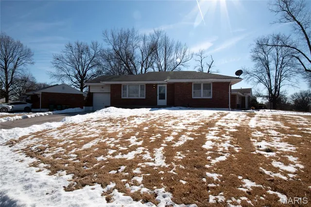 $150,000 | 9448 Ardmore Drive, St. Louis, MO 63137