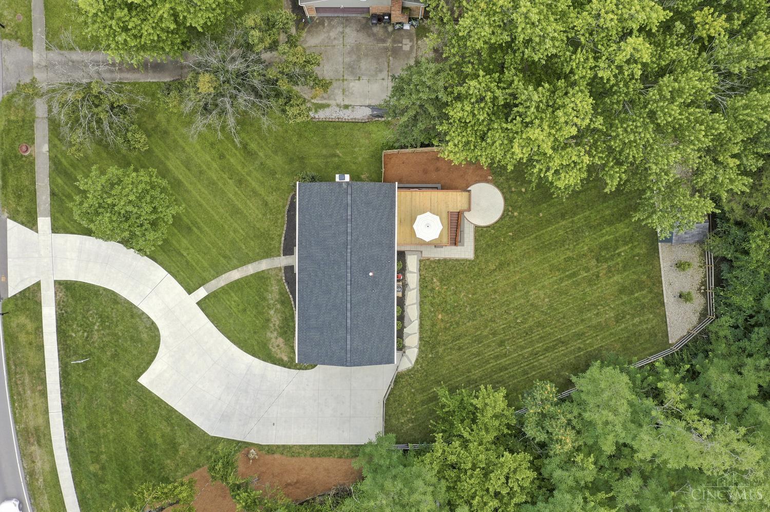 7297 Lawyer Road Cincinnati, OH 45244 - Photo 37 of 40