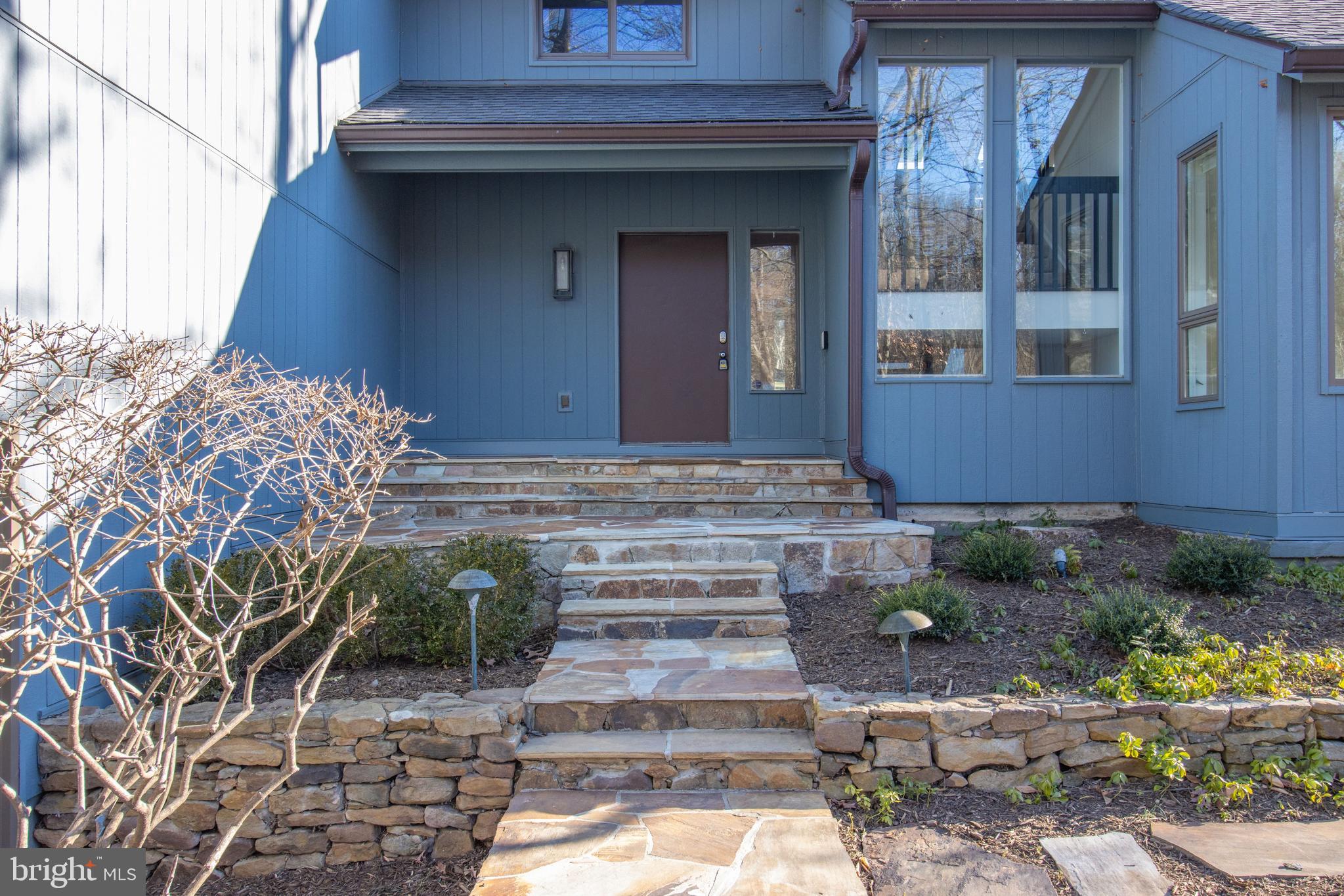 7107 Roxann Road Alexandria, VA 22315 - Photo 2 of 62 Front Exterior