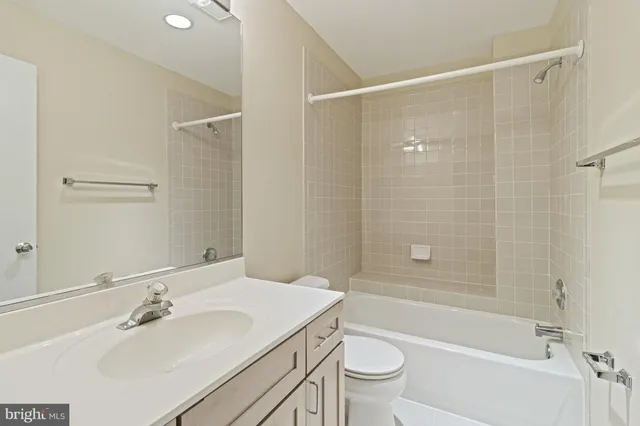 $1,425,000 | 7107 Roxann Road, Alexandria, VA 22315