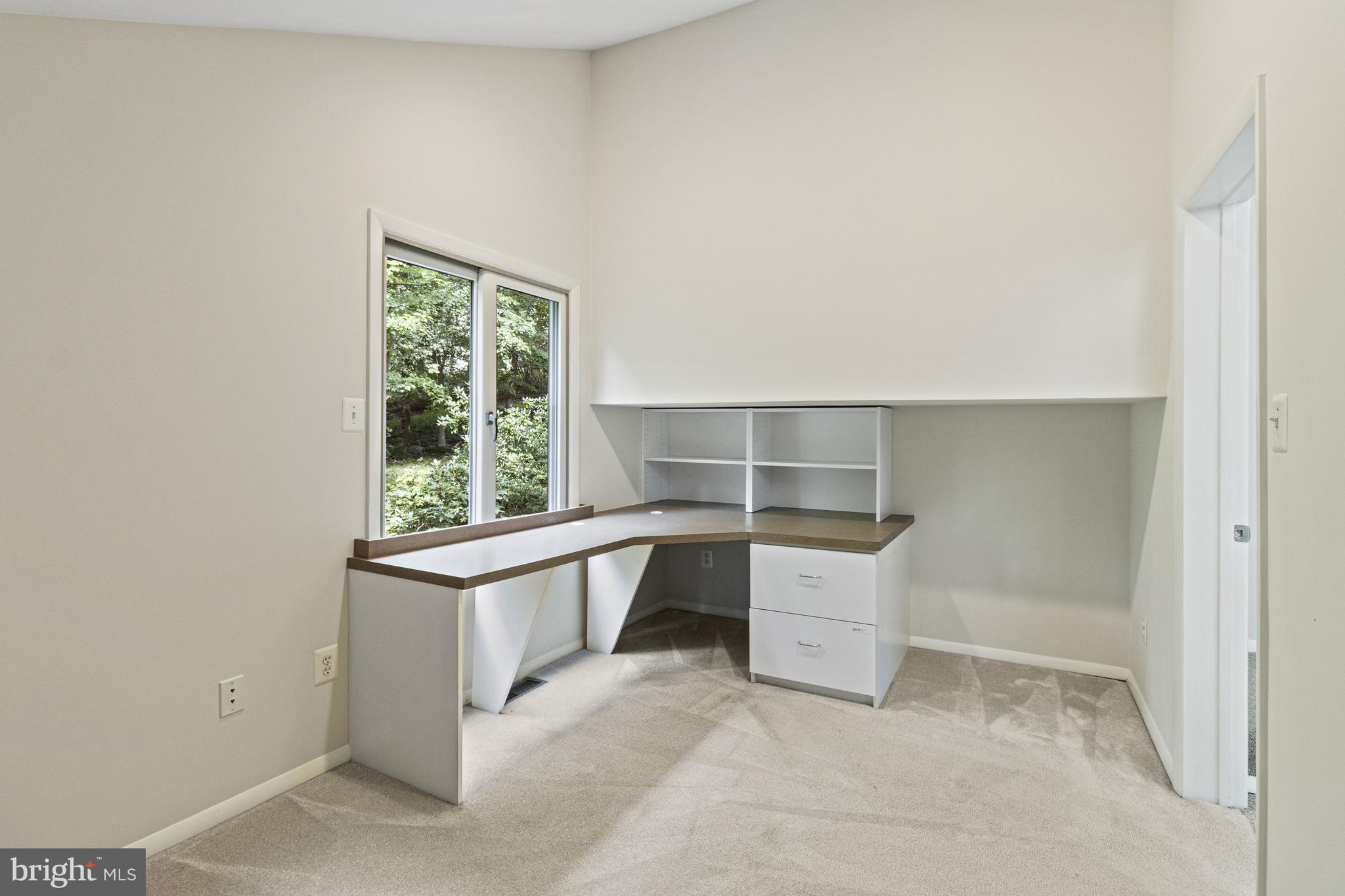 7107 Roxann Road Alexandria, VA 22315 - Photo 41 of 62 Office