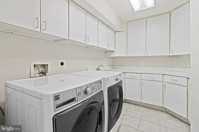 $1,425,000 | 7107 Roxann Road, Alexandria, VA 22315