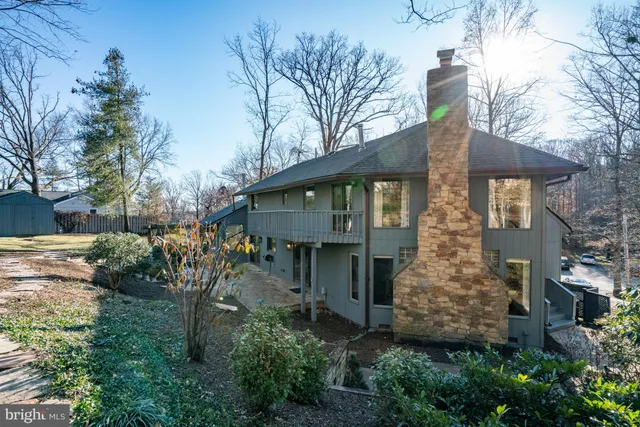 $1,425,000 | 7107 Roxann Road, Alexandria, VA 22315