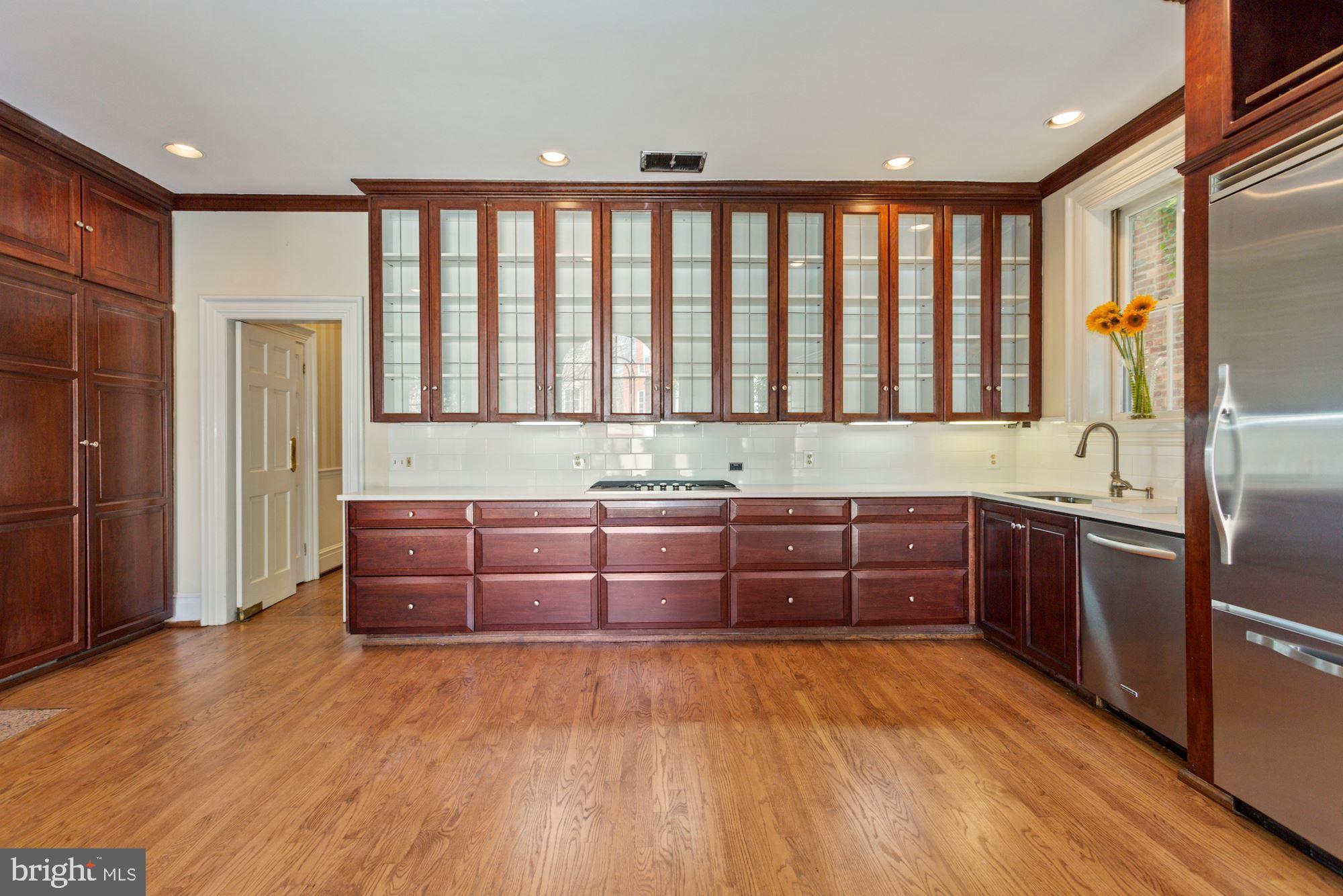 3129 N Street Northwest Washington, DC 20007 - Photo 11 of 28 REFINISHED CABINETS W/LEADED GLASS