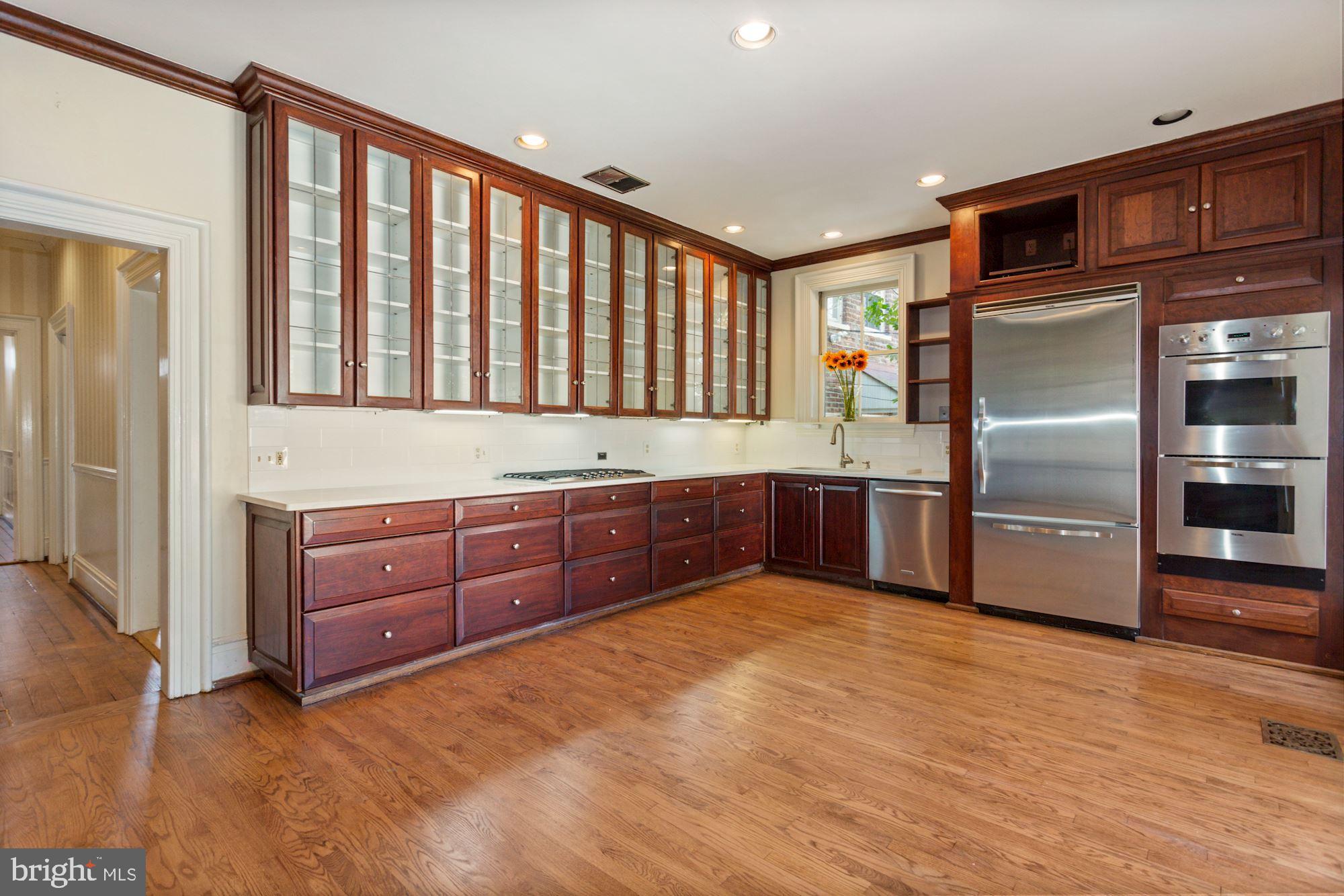 3129 N Street Northwest Washington, DC 20007 - Photo 12 of 28 KITCHEN W/STAINLESS APPLIANCES