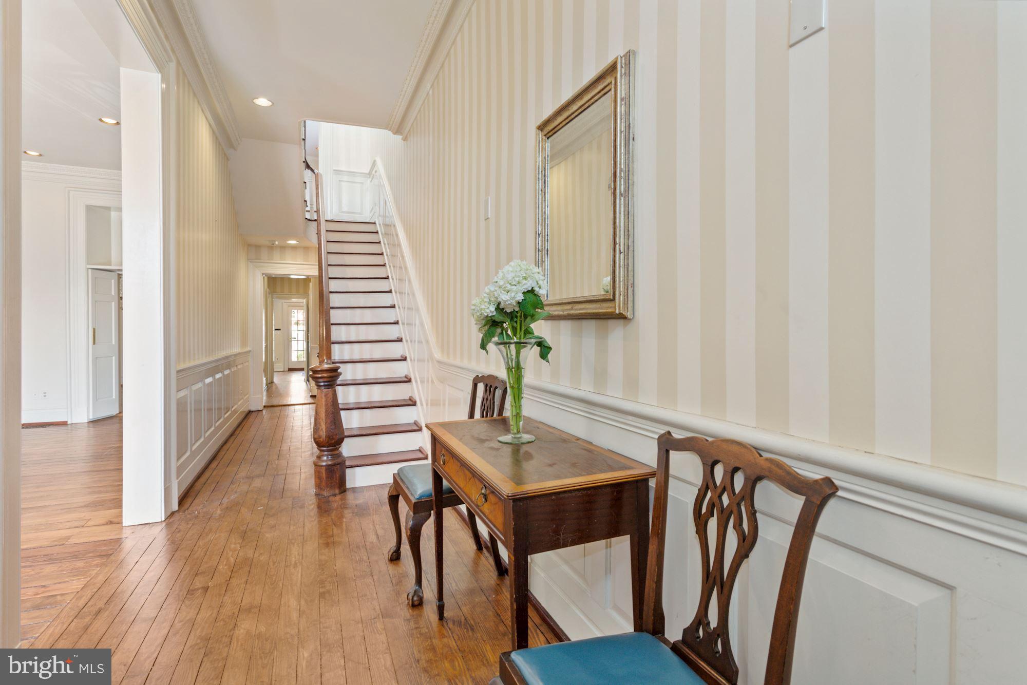 3129 N Street Northwest Washington, DC 20007 - Photo 3 of 28 GRACIOUIS ENTRY HALL