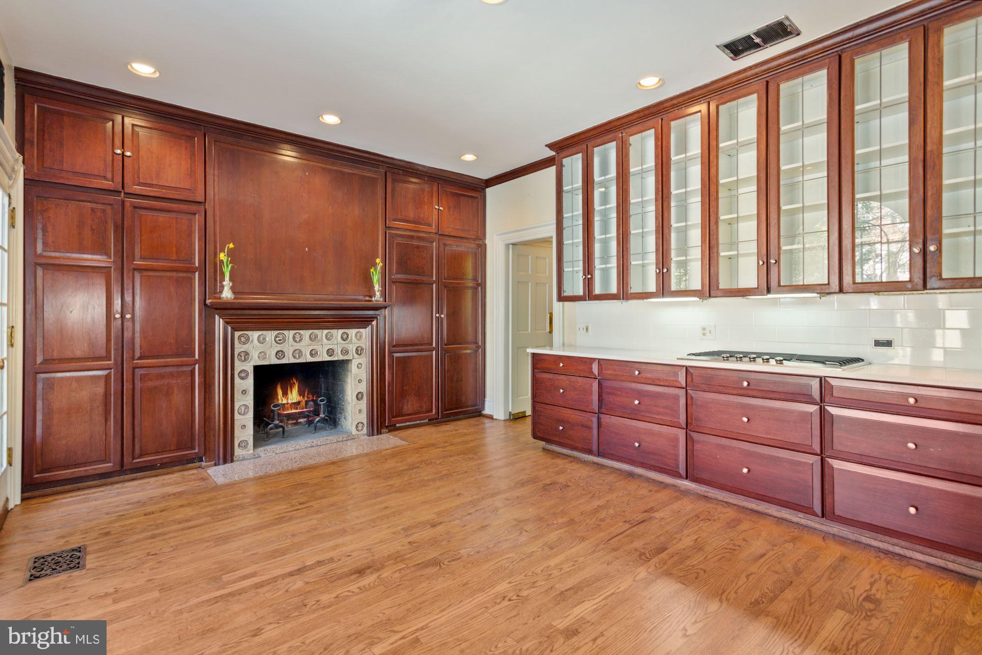 3129 N Street Northwest Washington, DC 20007 - Photo 9 of 28 SPACIOUS KITCHEN W/FIREPLACE