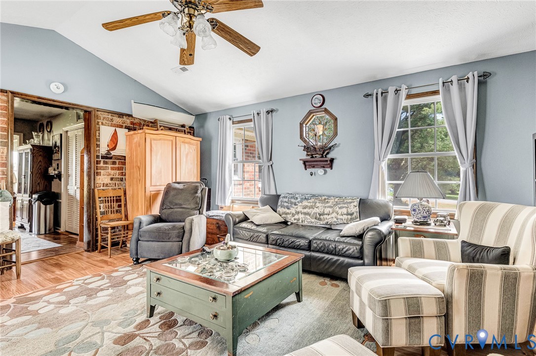 12237 Pinhook Road Rockville, VA 23146 - Photo 23 of 46