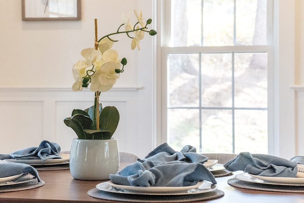 896 Main Street Reading, MA 01867 - Photo 18 of 41