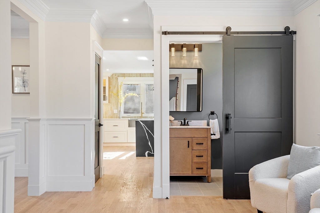 896 Main Street Reading, MA 01867 - Photo 21 of 41