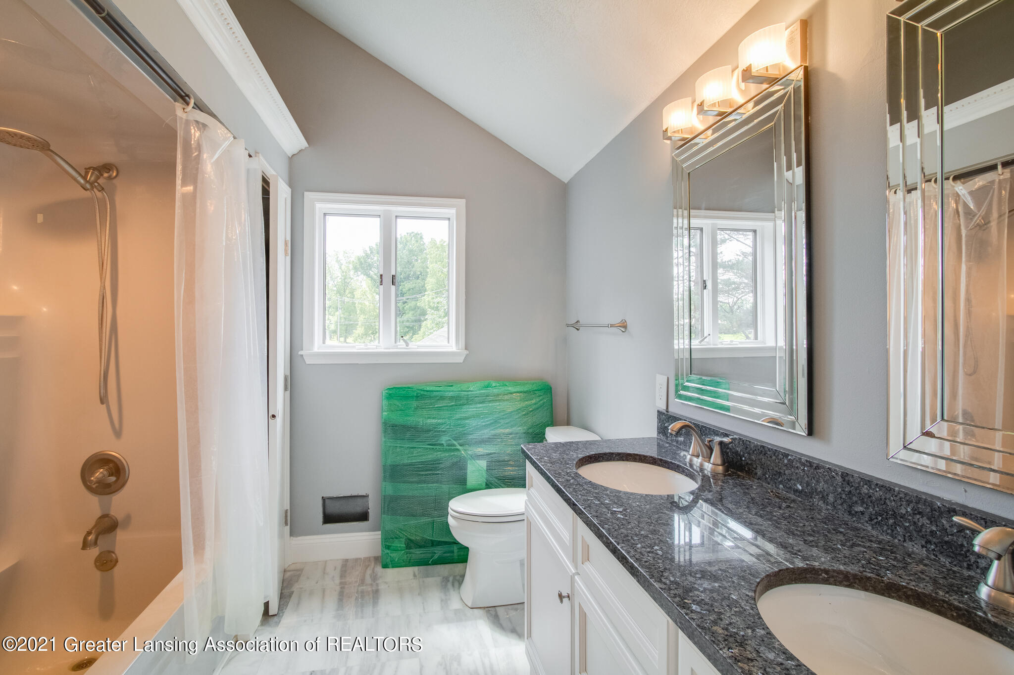 15089 Grove Road Lansing, MI 48906 - Photo 29 of 59 15089_S_Grove_PECK-41