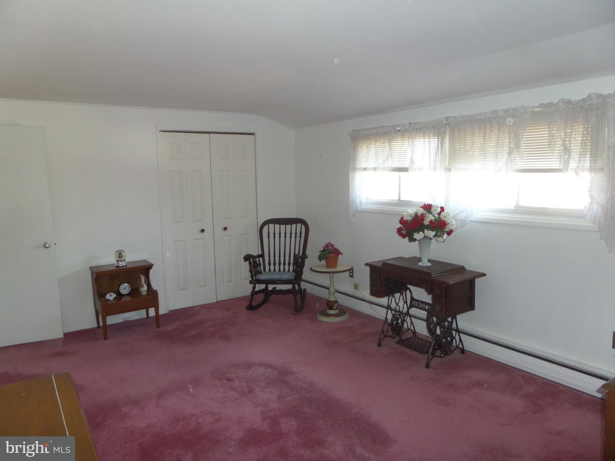 21 Hawk Road Levittown, PA 19056 - Photo 29 of 35 LARGE Bedrm 2 (17x12), office & play space too?