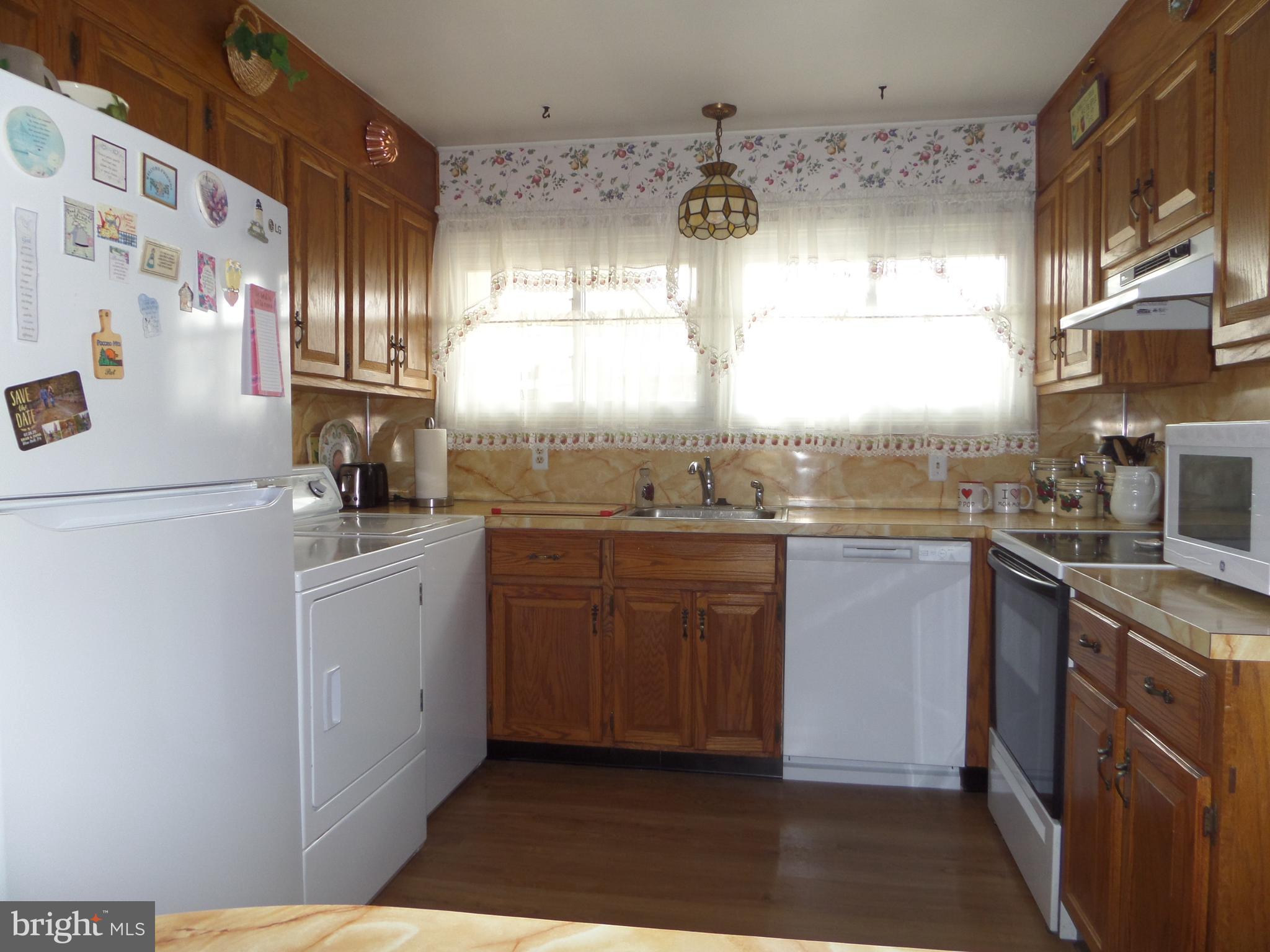 21 Hawk Road Levittown, PA 19056 - Photo 9 of 35 Kitchen: Dishwasher & Stove and Washer/Dryer too!