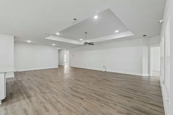 $2,300 | 118 Hobson Avenue, Crestview, FL 32539