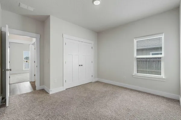 $2,300 | 118 Hobson Avenue, Crestview, FL 32539