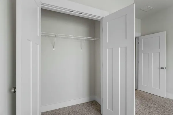 $2,300 | 118 Hobson Avenue, Crestview, FL 32539