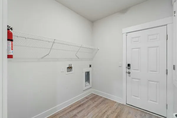 $2,300 | 118 Hobson Avenue, Crestview, FL 32539