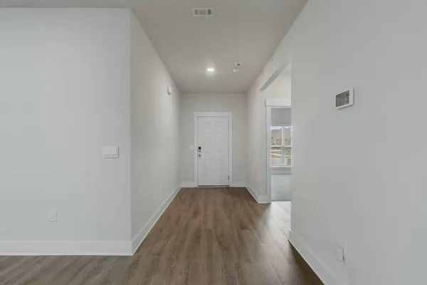 $2,300 | 118 Hobson Avenue, Crestview, FL 32539