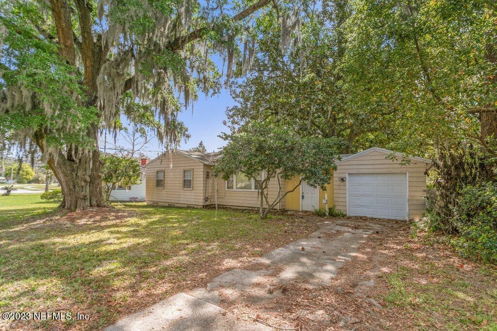 6448 Bay Ridge Road Jacksonville, FL 32216 - Photo 2 of 17 6448 Bay Ridge