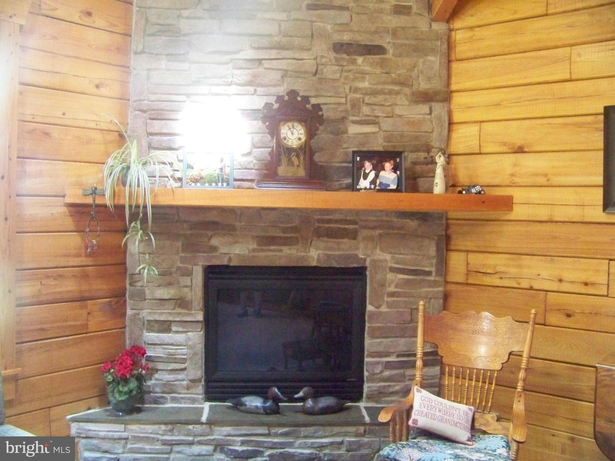3307 Emory Road North Finksburg, MD 21048 - Photo 9 of 29 Living Room