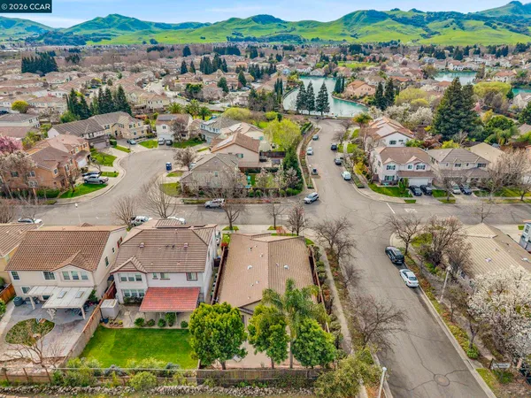 $730,000 | 598 Falls Way, Fairfield, CA 94534