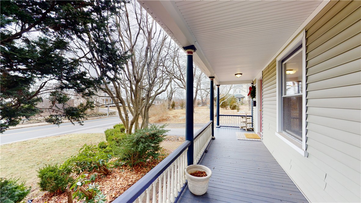 66 Beach Street Westerly, RI 02891 - Photo 9 of 38