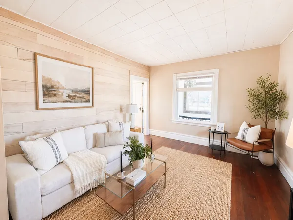 $204,900 | 1624 1st Street North, St. Cloud, MN 56303