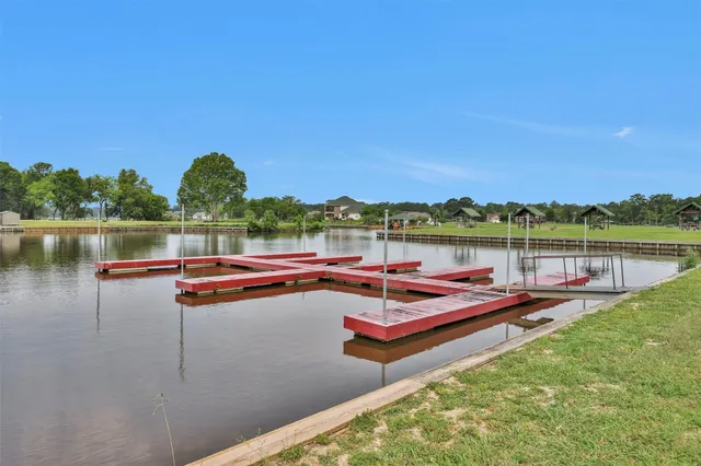 a view of park with small play ground and entertaining space