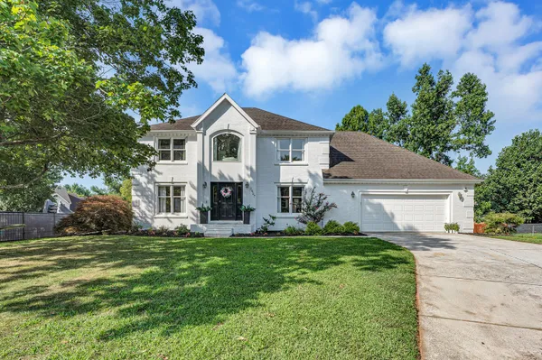 $615,000 | 3427 South Ashley Court, Springfield, MO 65809