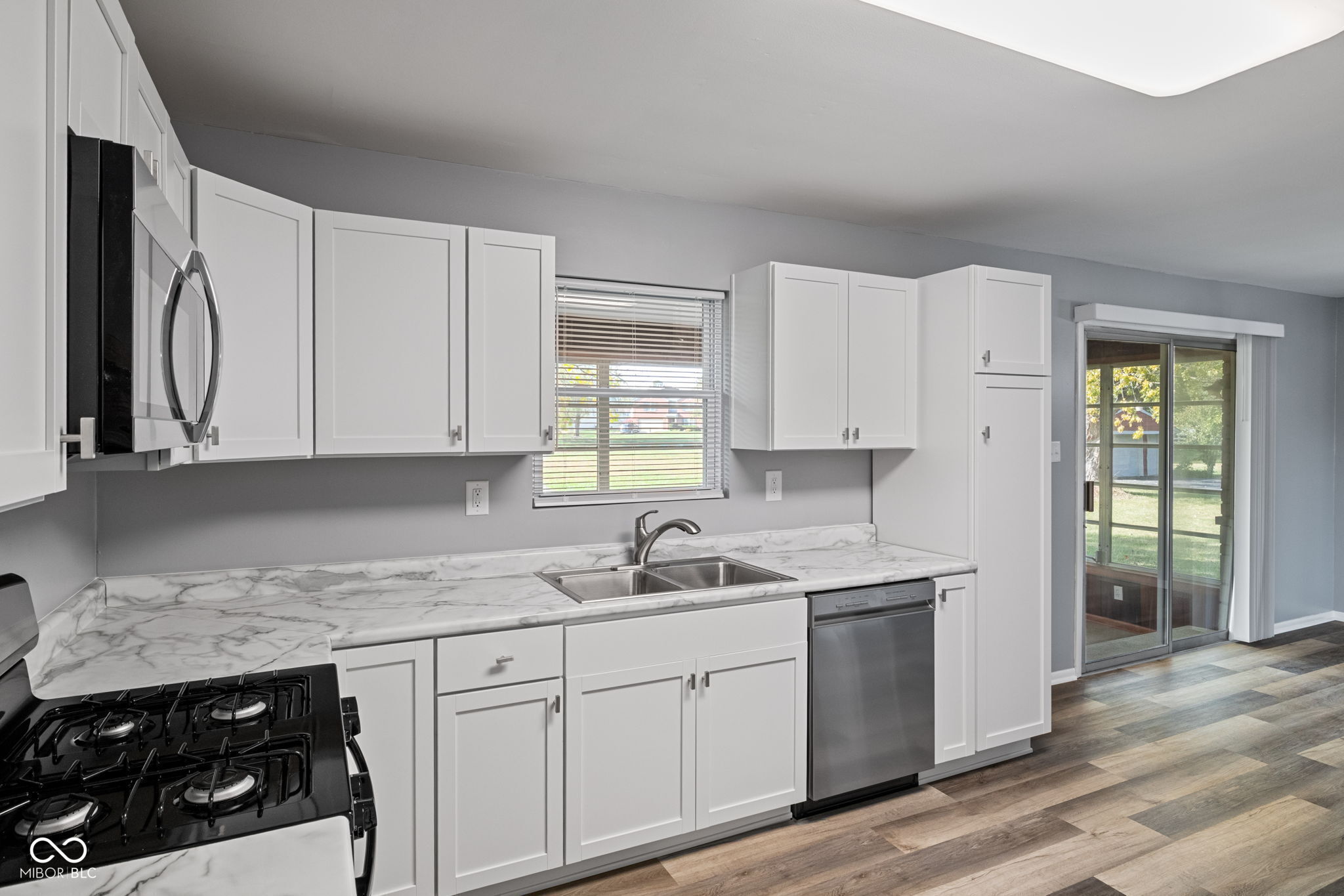 5832 South High School Road Indianapolis, IN 46221 - Photo 15 of 36