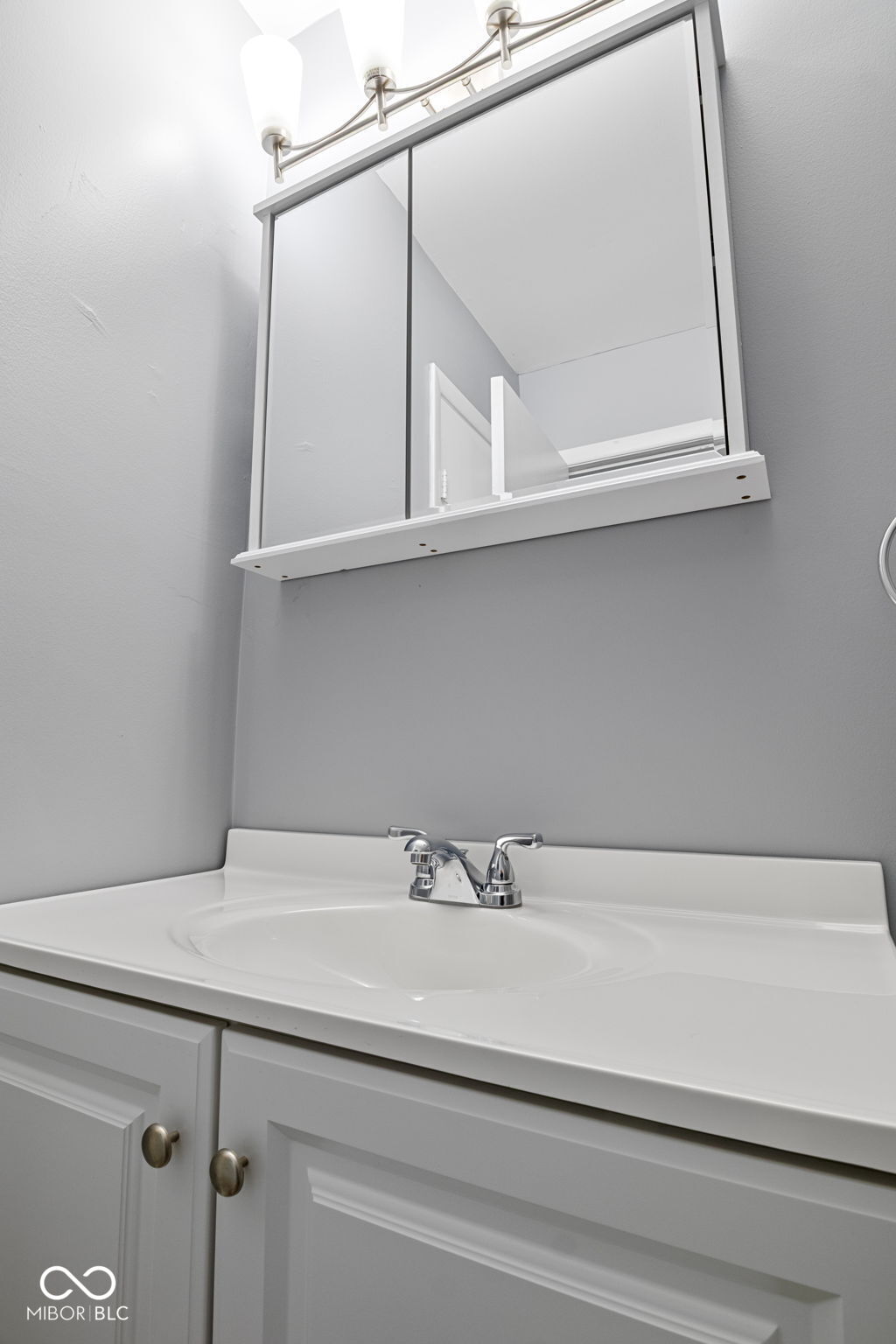 5832 South High School Road Indianapolis, IN 46221 - Photo 26 of 36