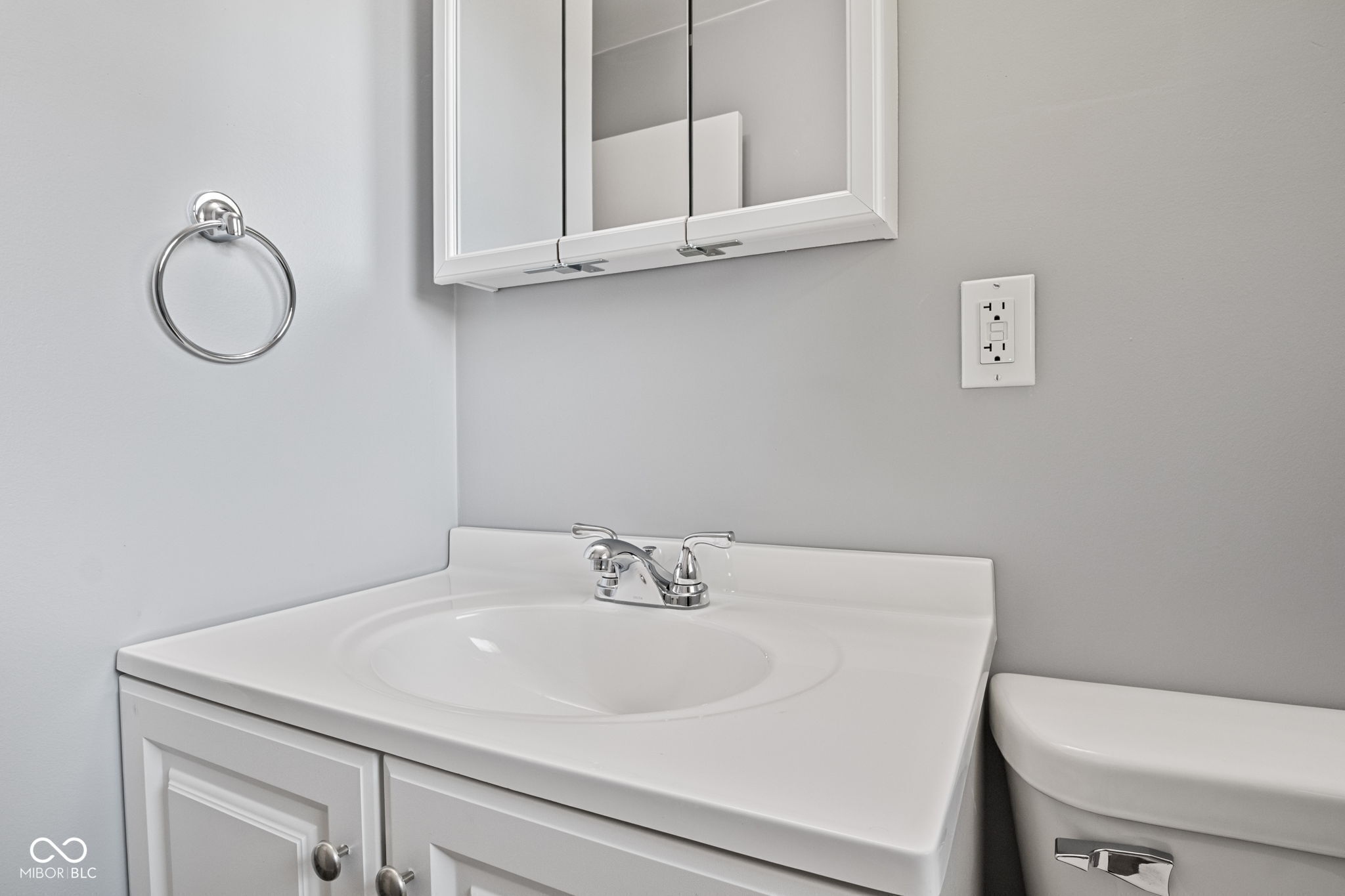 5832 South High School Road Indianapolis, IN 46221 - Photo 28 of 36