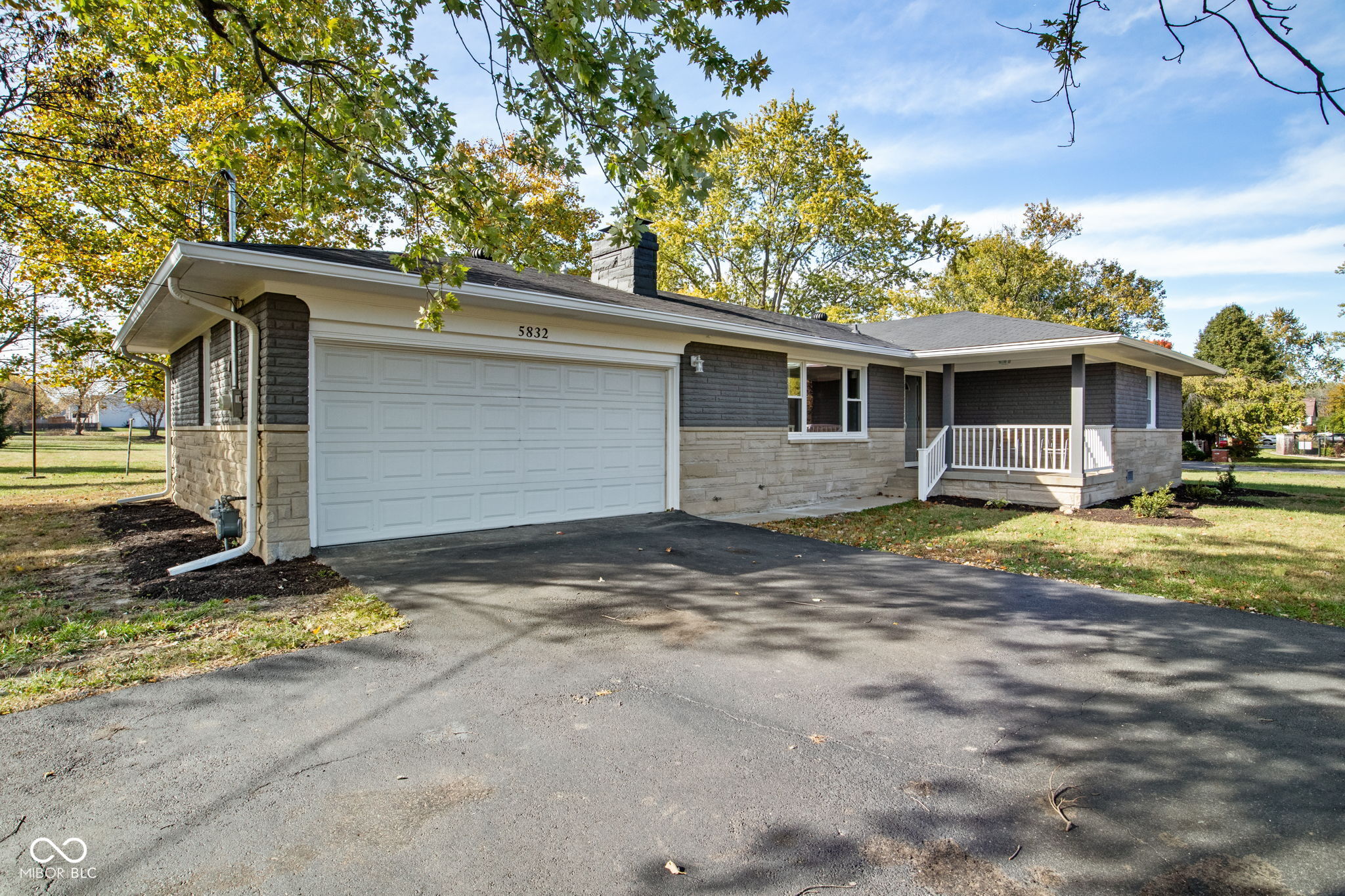 5832 South High School Road Indianapolis, IN 46221 - Photo 7 of 36