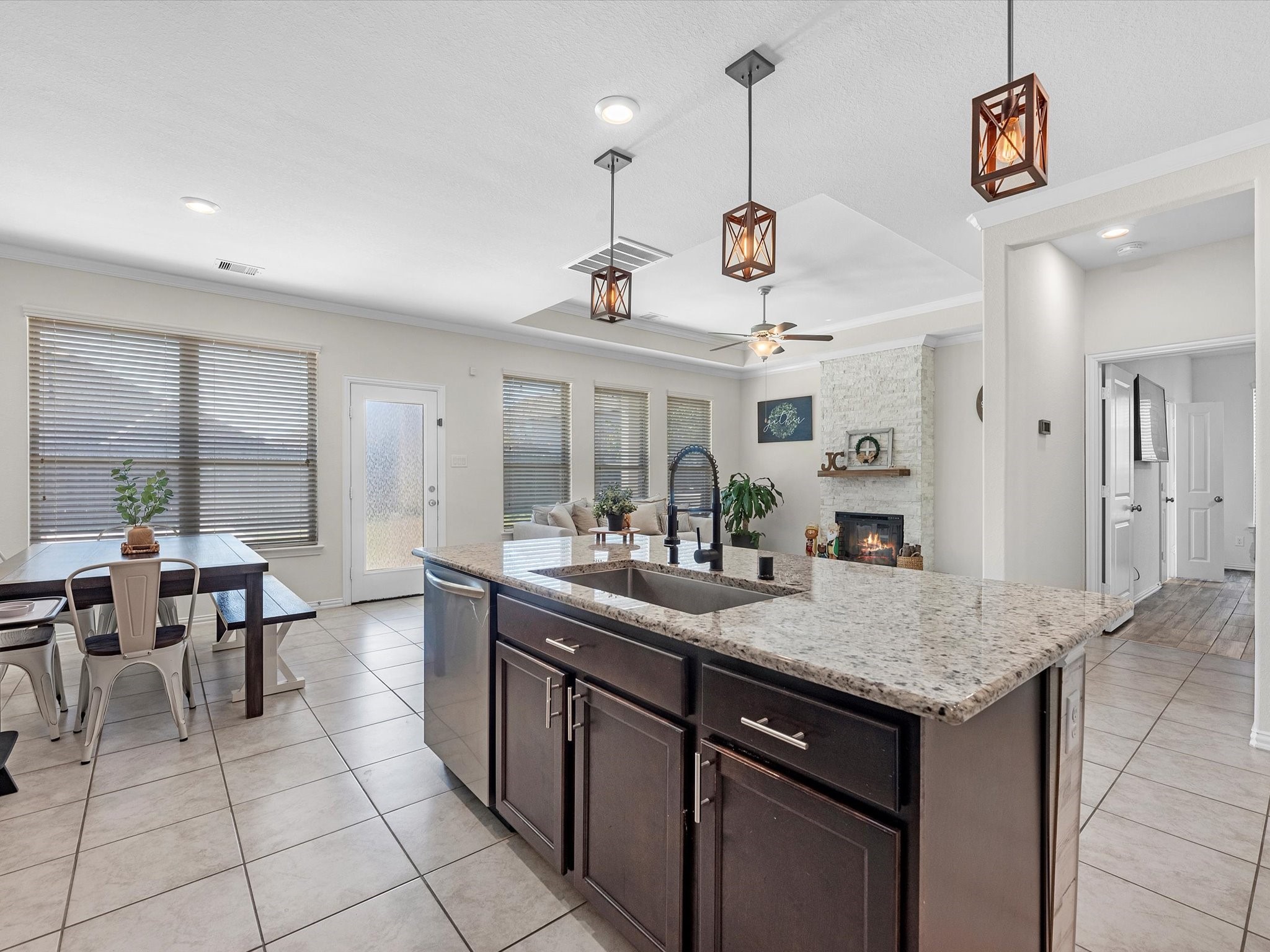 13838 Madera Bend Lane Rosharon, TX 77583 - Photo 17 of 32