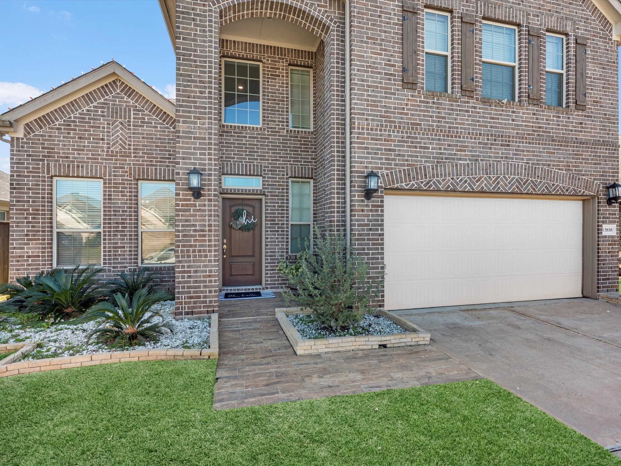 13838 Madera Bend Lane Rosharon, TX 77583 - Photo 2 of 32 2-Car garage & a 2-story brick entry