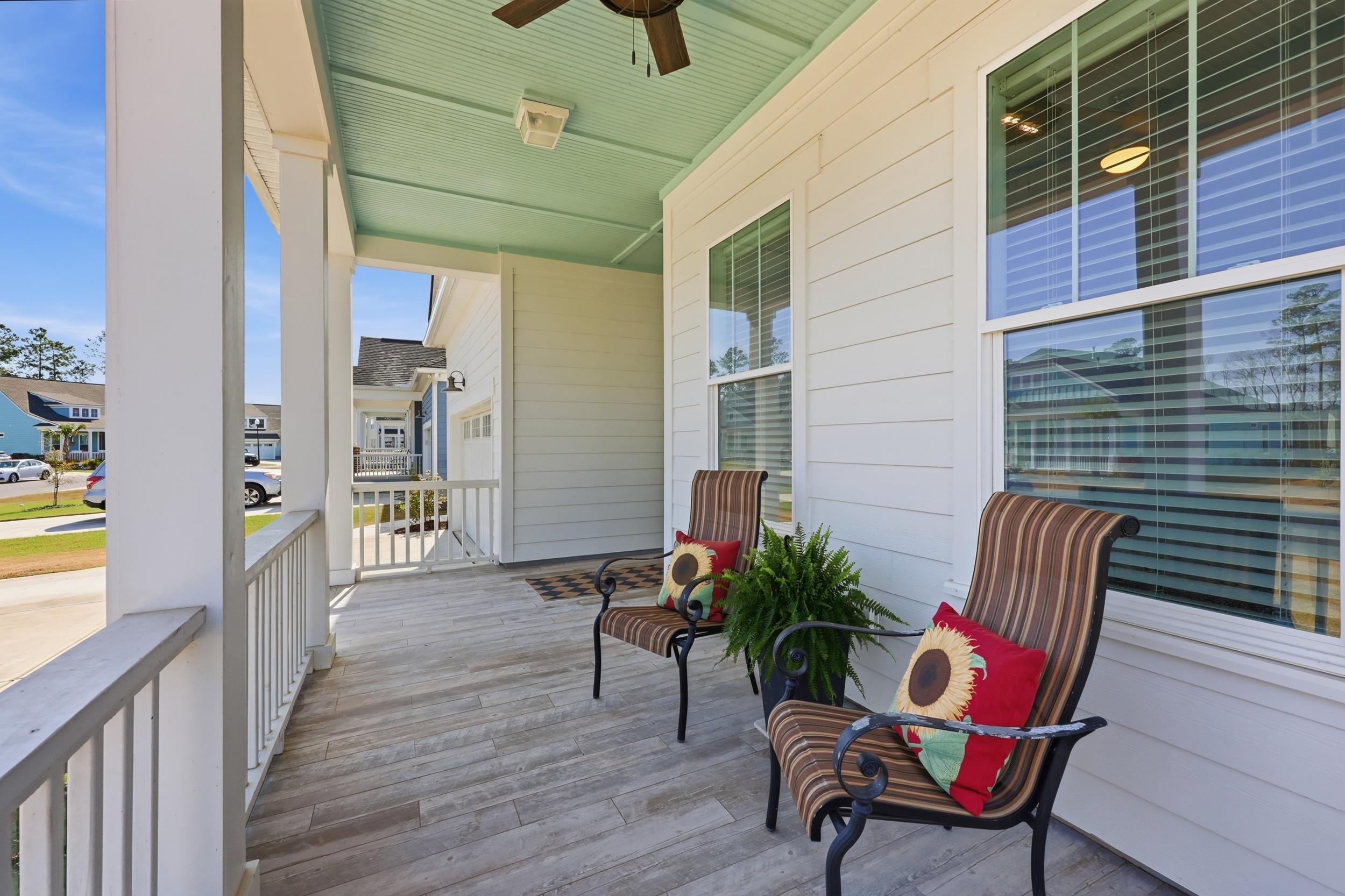 6431 Berg Street Murrells Inlet, SC 29576 - Photo 4 of 38