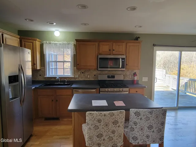 $381,000 | 92 Rock City Road, New Scotland, NY 12054