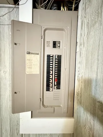 $209,000 | 702 Park Boscobel Wi 53805, Boscobel, WI 53805