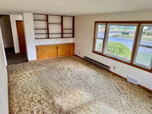 $209,000 | 702 Park Boscobel Wi 53805, Boscobel, WI 53805