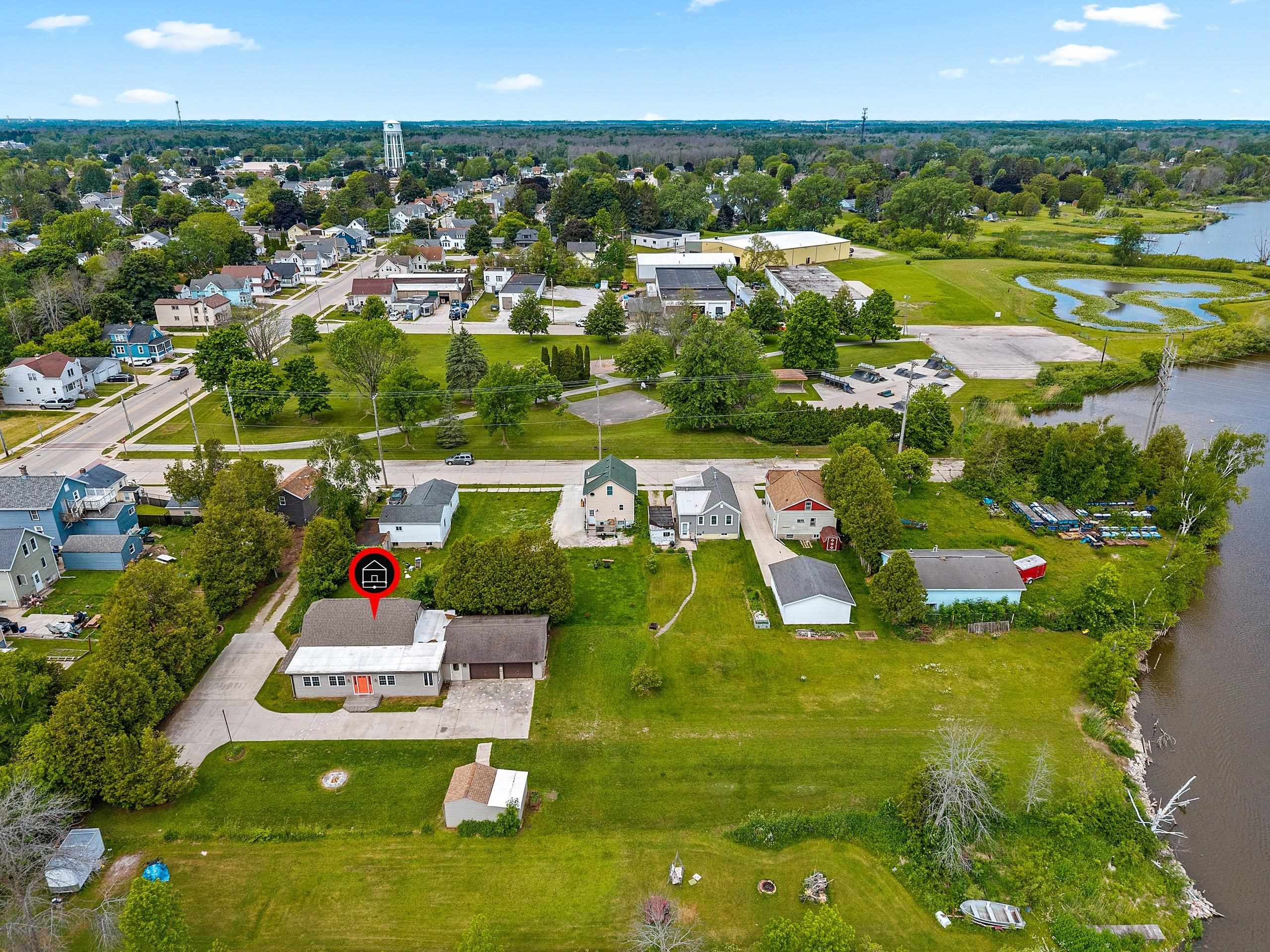 1411 School Street Two Rivers, WI 54241 - Photo 44 of 46